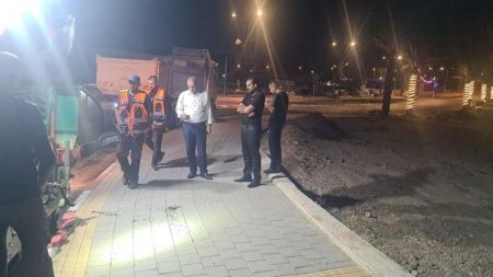 تعبيد دوار مدخل كفرقرع الرئيسي وشارع الامل